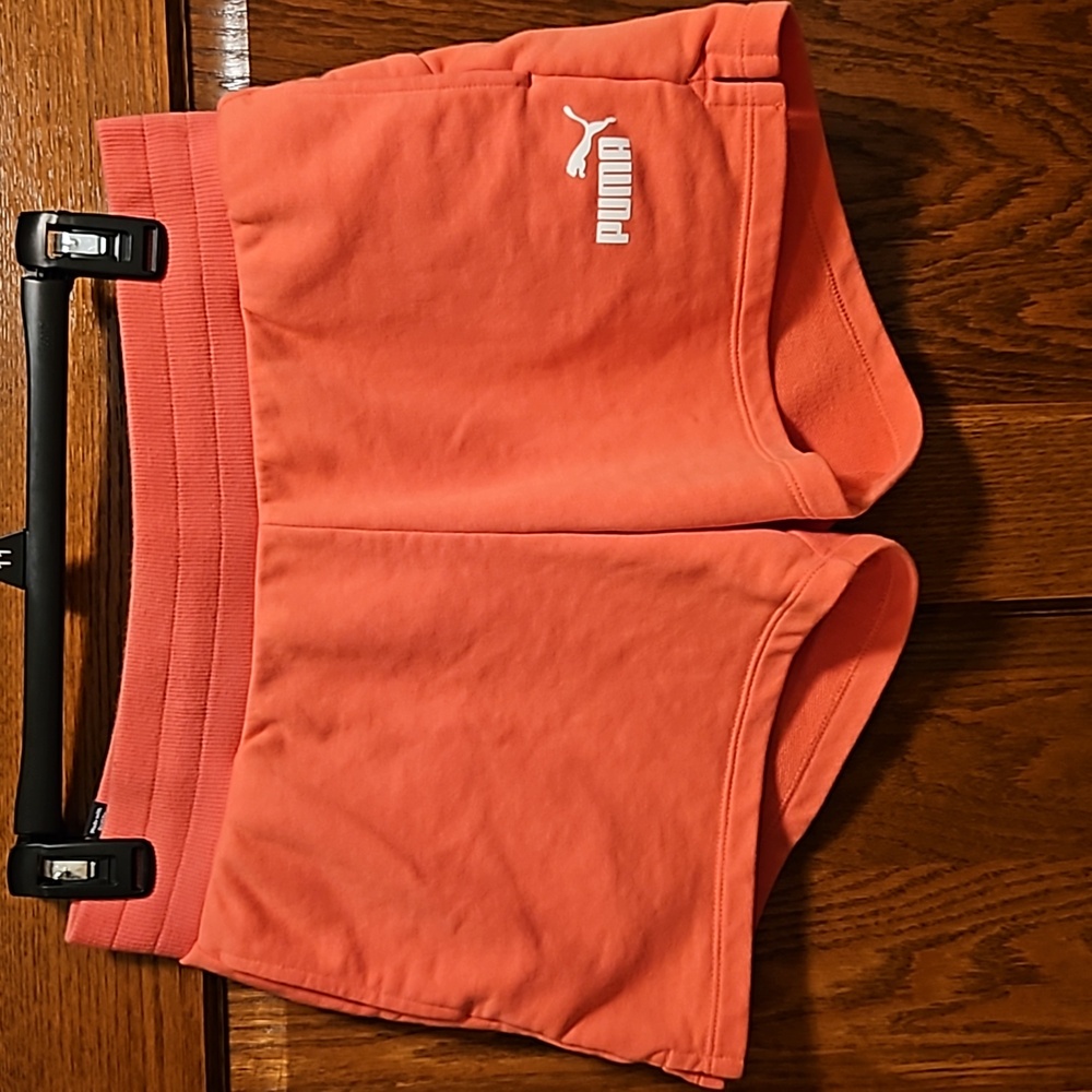 Puma women's cloth shorts
